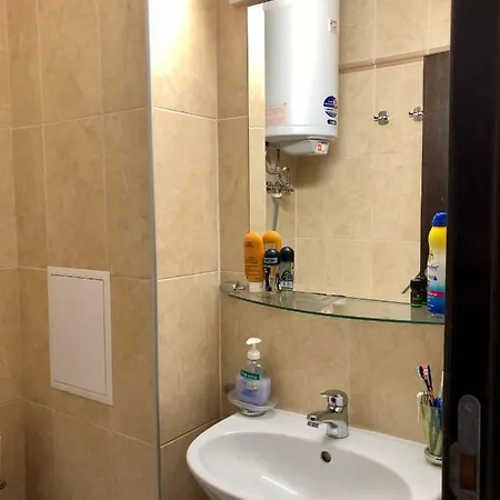 شقة 